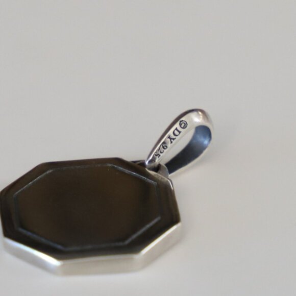 David Yurman Men's Sterling Silver 21mm St Saint Patrick Pendant Amulet - Picture 6 of 6